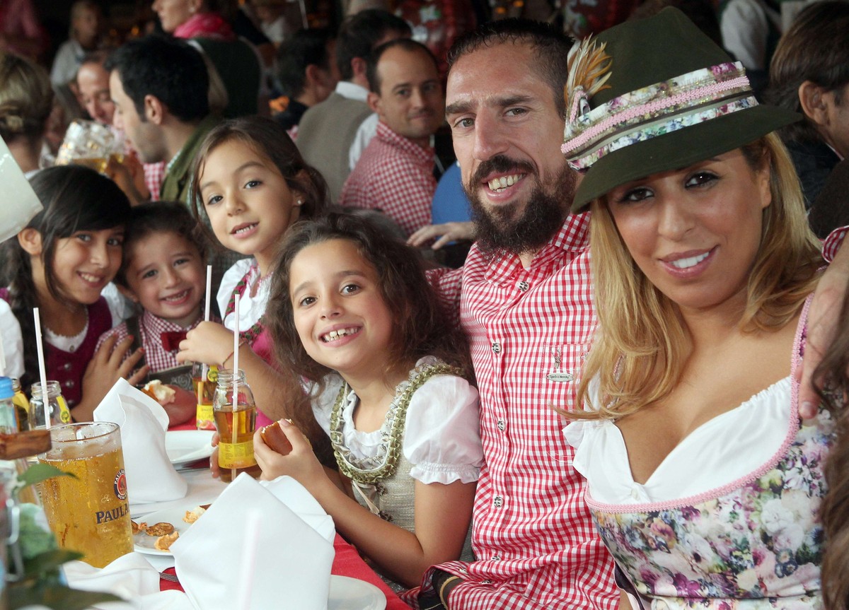 Familie Ribéry: Franck, Wahiba und die Kinder.