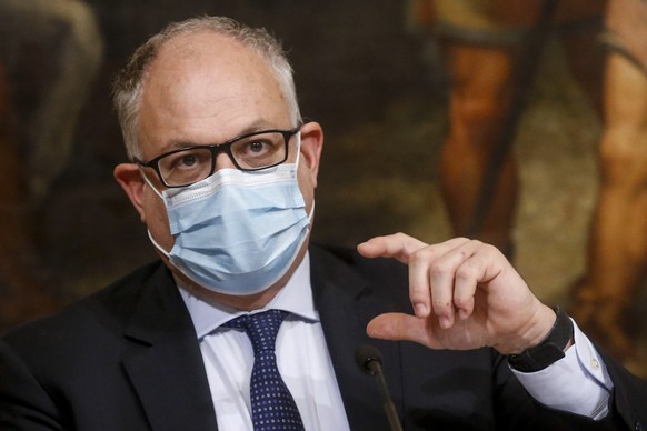 epa08778779 Italian Economy Minister, Roberto Gualtieri, attends a press conference during the second wave of the Covid-19 Coronavirus pandemic, at Chigi Palace in Rome, Italy, 27 October 2020. EPA/FA ...