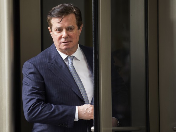 epa06785681 (FILE) - Former Trump campaign chairman Paul Manafort departs the federal court house after a status hearing in Washington, DC, USA, 14 February 2018 (reissued 05 June 2018). Paul Manafort ...