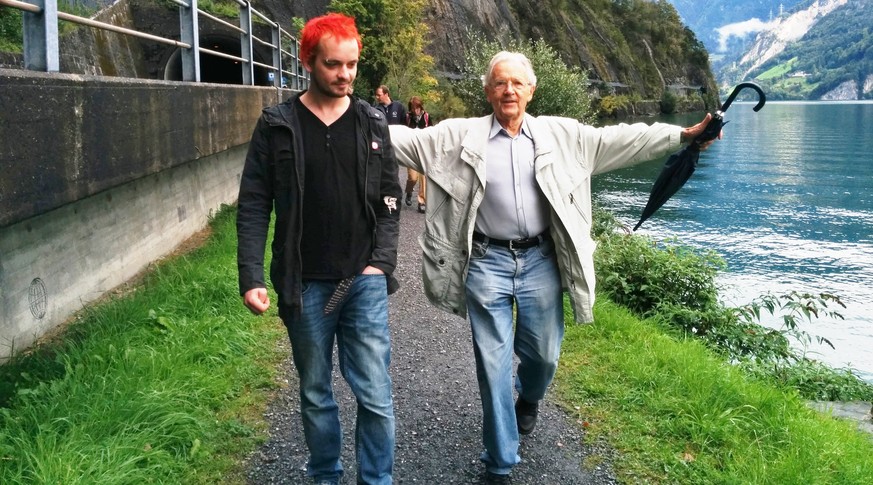 Klaus Seidel zusammen mit seinem Neffen Fritz zurück in Freiheit.
