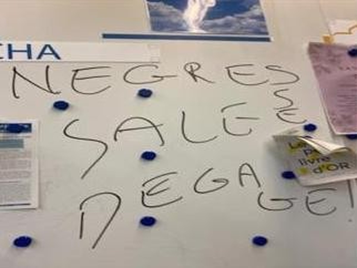 Tags racistes dans la salle des professeurs du CEC André-Chavanne, à Genève. La directrice, Joyce Mollet, serait visée.