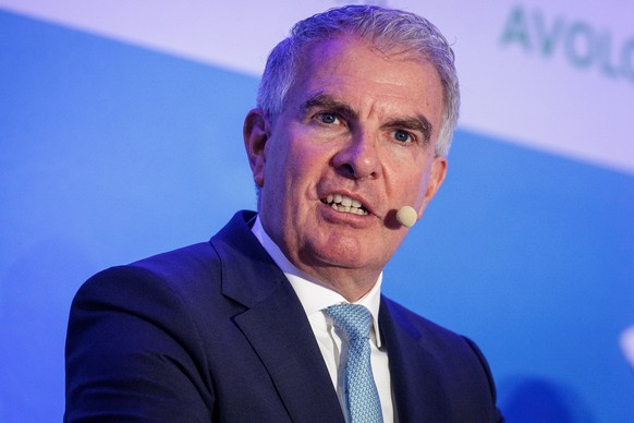 epa11991691 Lufthansa CEO Carsten Spohr addresses a press conference during the A4E aviation summit in Brussels, Belgium, 27 March 2025. The annual conference gathers chief executives of the world&#03 ...