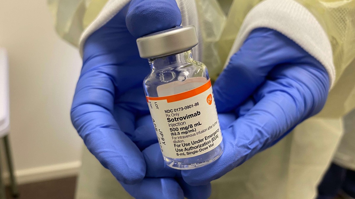 Die neuste Virusvariante scheint gegen das bewährte Antikörpermedikament Sotrovimab resistent zu sein.