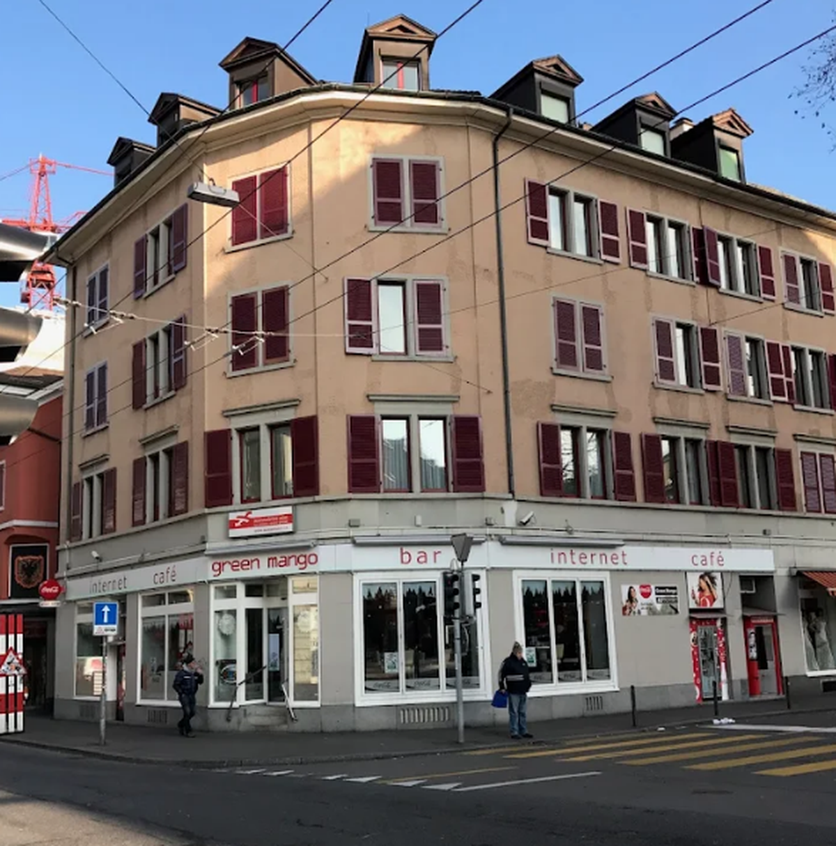 Das mannebüro in Zürich. Das Mann-Sein im Mittelpunkt.
Das mannebüro züri ist eine Beratungs- und Informationsstelle für Männer. Schwerpunkte ihrer Arbeit sind der Umgang mit häuslicher Gewalt, Krisen ...