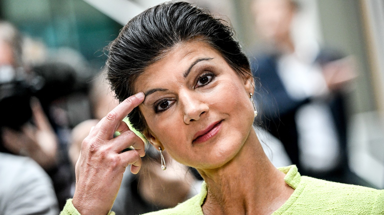 epa10934029 German left-wing politician Sahra Wagenknecht talks to the media after presenting plans for a new political project called &#039;Alliance Sahra Wagenknecht&#039; in Berlin, Germany, 23 Oct ...