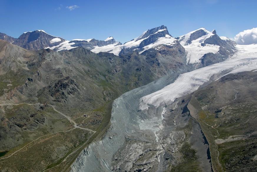 Schwund des Findelgletschers im Monte-Rosa-Massiv bei Zermatt. &nbsp;