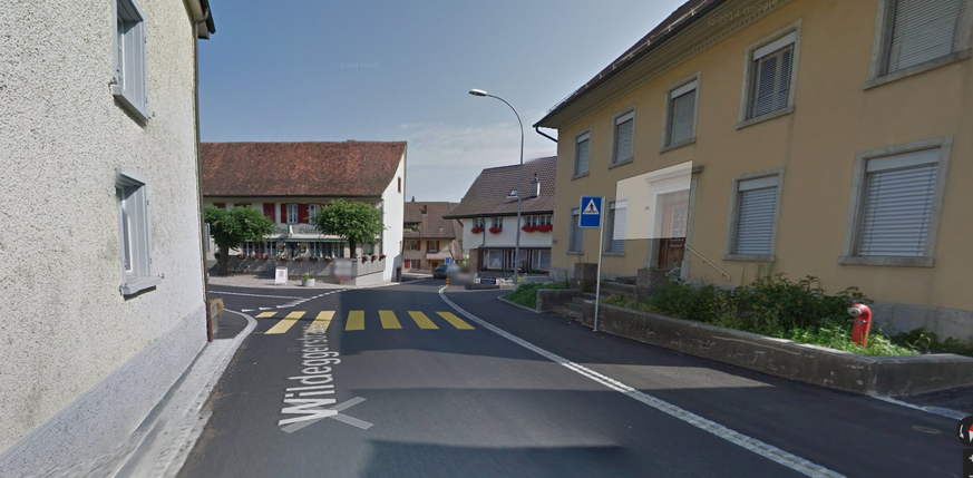 Auf Google Street View kann man sich ein detailliertes Bild von Veltheim machen.