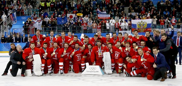 <strong>Eishockey Männer:</strong>
Gold: OAR
Silber: Deutschland
Bronze: Kanada
