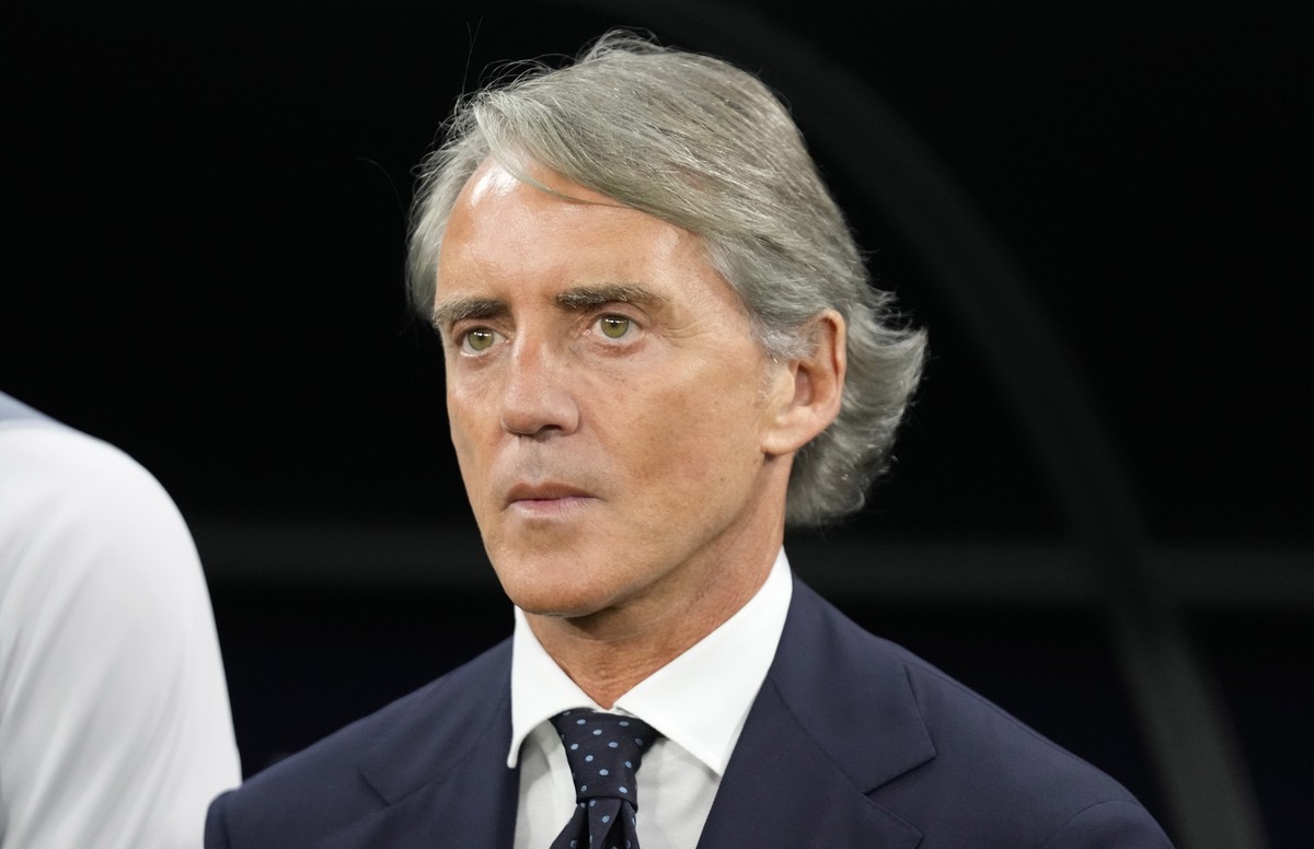 FILE - WSaudi Arabia's head coach Roberto Mancini stands for the national anthem ahead of the Asian Cup Group F soccer match between Kyrgyzstan and Saudi Arabia at Ahmad Bin Ali Stadium, in Doha, ...