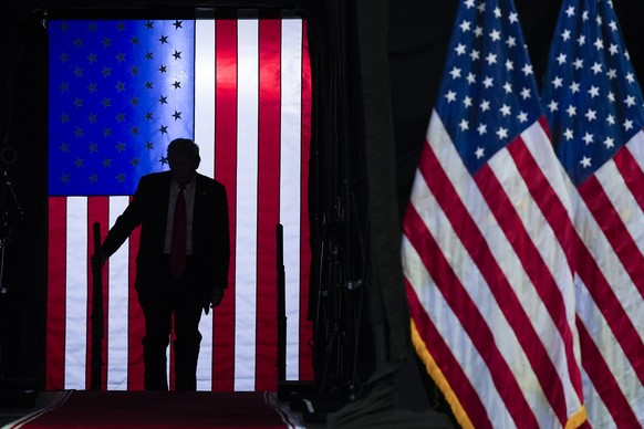 Republican presidential candidate former President Donald Trump arrives at a campaign rally, Saturday, July 20, 2024, in Grand Rapids, Mich. (AP Photo/Evan Vucci)
Donald Trump,JD Vance