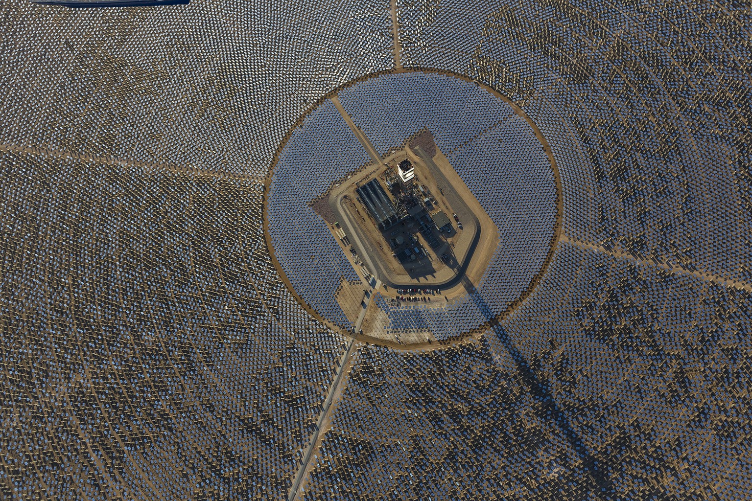 Auch bei der Anlage in der Sahara wird das Heliostaten-Prinzip angewendet werden.