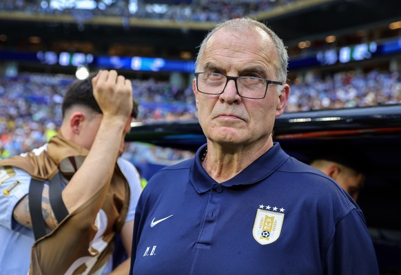 epa13040214 Uruguay head coach Marcelo Bielsa attends the FIFA World Cup 2026 group stage match Saudi Arabia against Uruguay, in Miami, Florida, USA, 15 June 2026. EPA/CRISTOBAL HERRERA-ULASHKEVICH