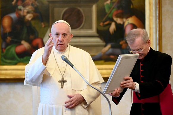 epa08505594 A handout picture provided by the Vatican Media shows Pope Francis during his general audience in the Library of the Apostolic Palace, Vatican City, 24 June 2020. EPA/VATICAN MEDIA HANDOUT ...