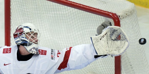 Reto Berra gibt der Schweizer Mannschaft den Rückhalt den sie braucht.