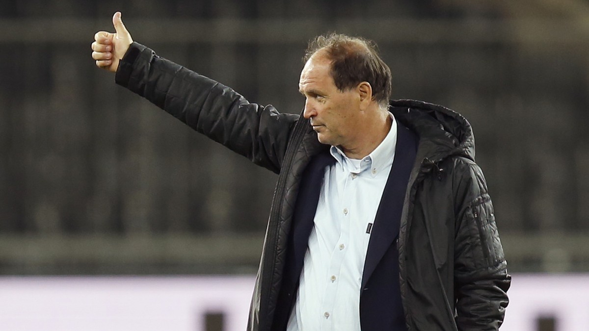 Raimondo Ponte (hier im Einsatz als Aarau-Trainer) schaffte 1995 mit dem FCZ den Ligaerhalt.