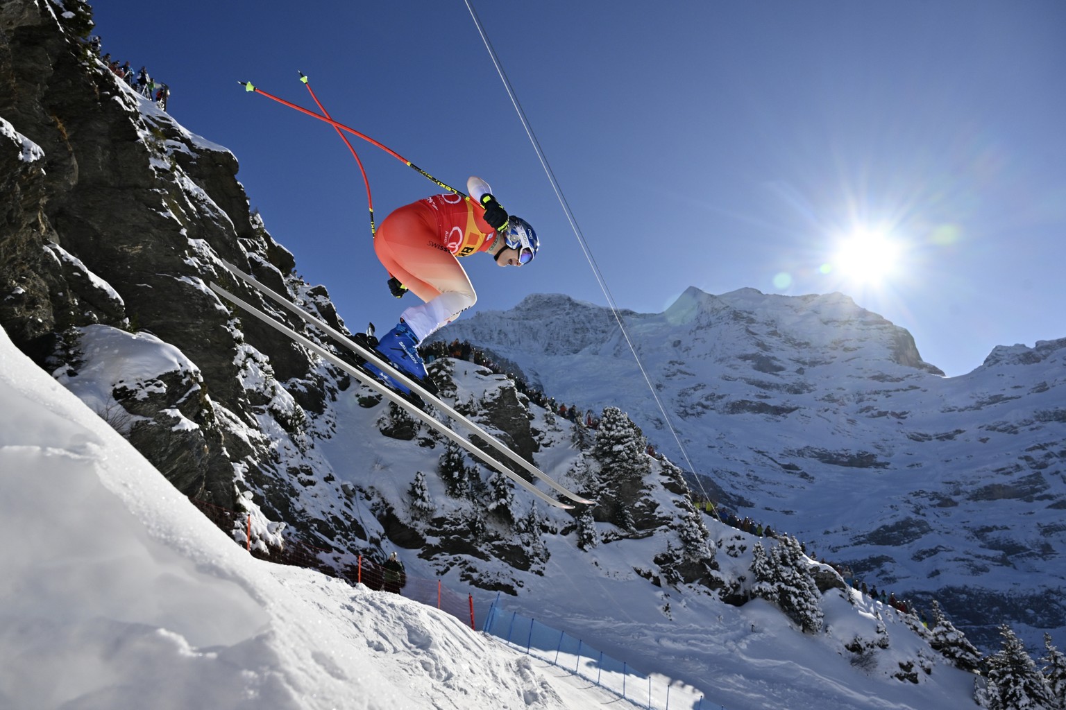 epa11069156 Marco Odermatt of Switzerland in action during the men&#039;s downhill race at the FIS Alpine Skiing World Cup in Wengen, Switzerland, 11 January 2024. EPA/JEAN-CHRISTOPHE BOTT