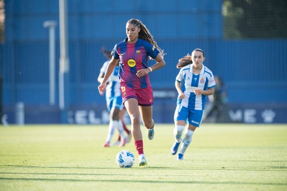 RCD Espanyol Women v FC Barcelona, Barca Women - Liga F Moeve Sydney Schertenleib, player number 6 of FC Barcelona Women, is in action during the La Liga F match between RCD Espanyol Women and FC Barc ...