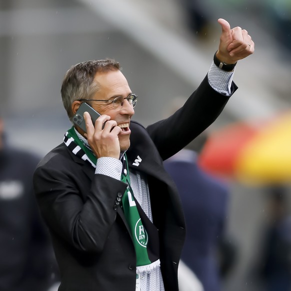 St. Gallens Praesident Matthias Hueppi waehrend dem Meisterschaftsspiel der Super League zwischen dem FC St. Gallen und dem FC Zuerich, am Samstag, 28. August 2021, im Stadion Kybunpark in St. Gallen. (KEYSTONE/Christian Merz)