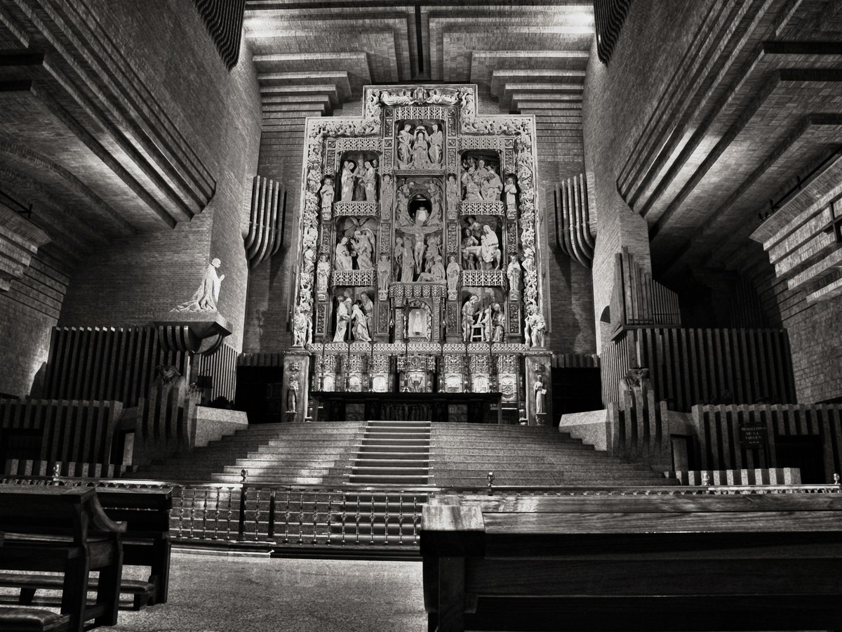 The Torreciudad Sanctuary, dedicated to the Virgin Mary, specifically to the title of Our Lady of the Angels of Torreciudad. Although in common language it is called a sanctuary, the temple has not be ...