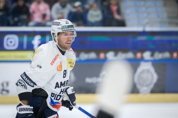 HC Ambr� Piotta player Chris Didomenico, during the HC Amb� Piotta 2025-2026 season presentation at the Gottardo Arena, Switzerland, Sunday, July 27, 2025. .(KEYSTONE/Ti-Press/Massimo Piccoli)