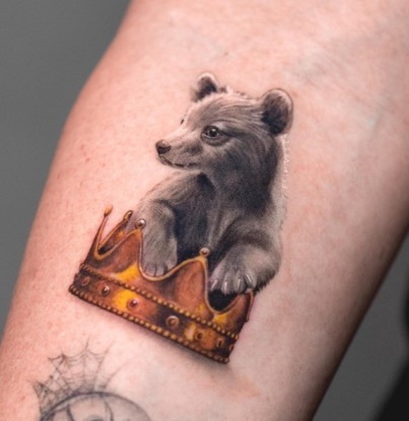 3D tattoos realistic bear crown