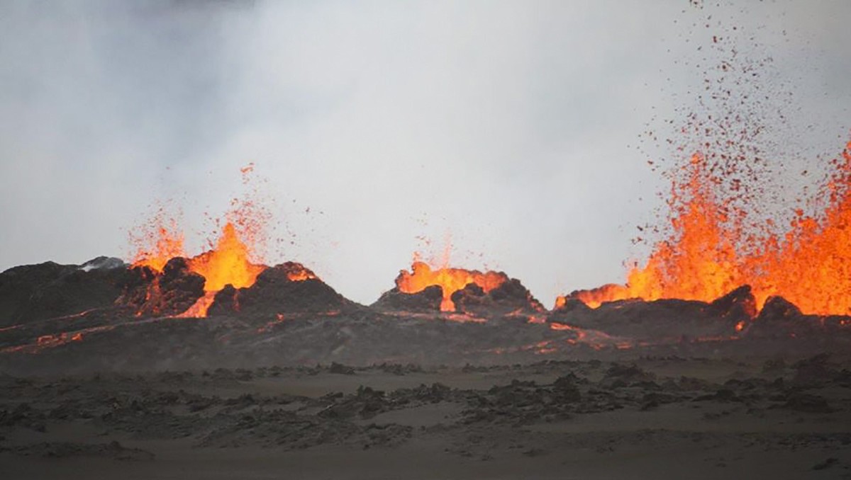 Der Vulkan Bardarbunga speit Lava.