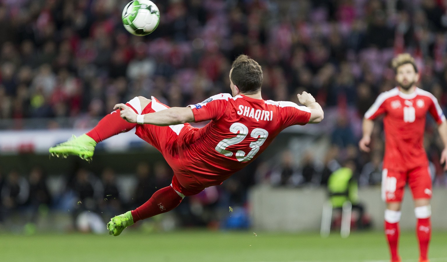 epa05870515 Swiss forward Xherdan Shaqiri in action during the 2018 Fifa World Cup Russia group B qualification soccer match between Switzerland and Latvia, at the stade de Geneve stadium, in Geneva,  ...