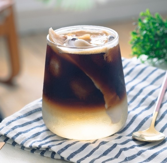 Iced Coconut Water Americano: Der Sommerdrink 2025?