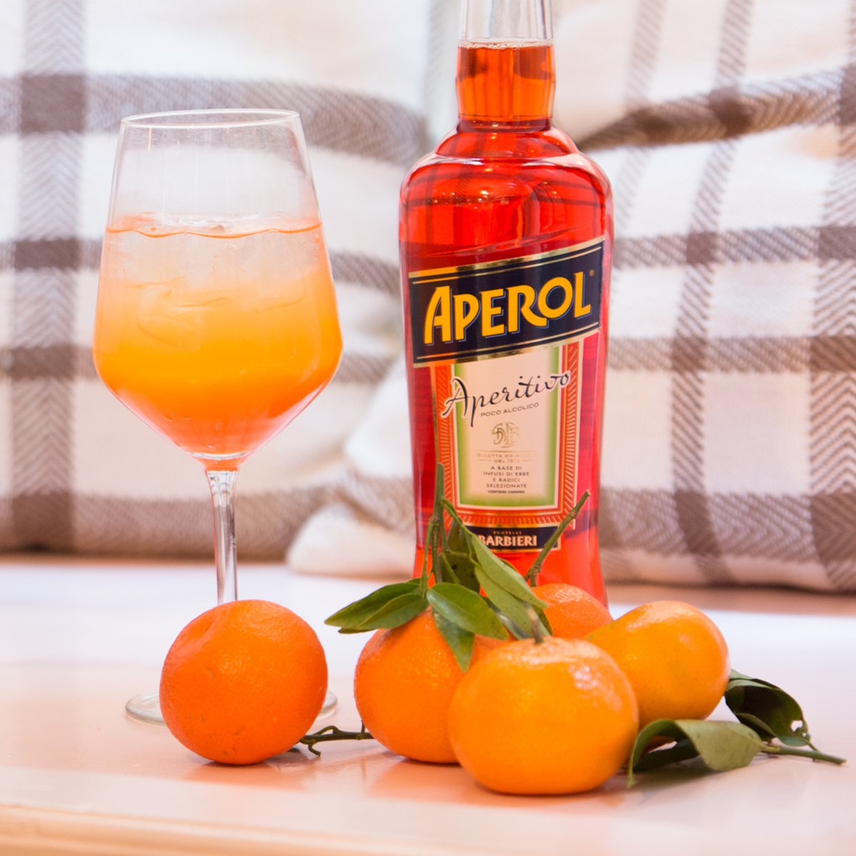 Aperol Winter spritz prosecco alkohol trinken drink cocktail http://www.campari-schweiz.ch/