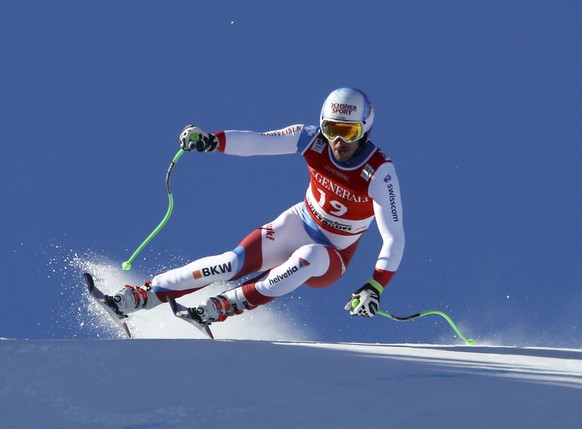 Switzerland&#039;s Carlo Janka competes in an alpine ski, men&#039;s World Cup Super G race, in Kitzbuehel, Austria, Friday, Jan. 20, 2017. (AP Photo/Alessandro Trovati)