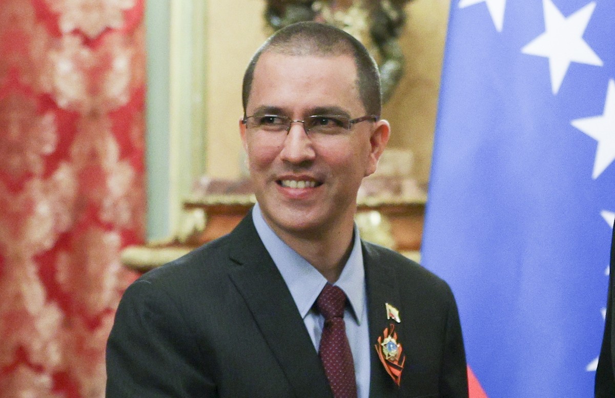 In this handout photo released by Russian Foreign Ministry Press Service, Russian Foreign Minister Sergey Lavrov, right, listens to Venezuela's Foreign Minster Jorge Arreaza during their talks in ...