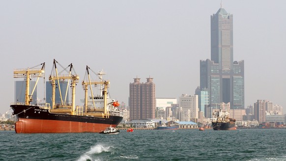 epa06611527 (FILE) - A container ship is berthed in the Kaohsiung Harbour in Kaohsiung, southern Taiwan, 12 January 2017 (issued 18 March 2018). According to the Economics Daily News, Kaohsiung Harbou ...