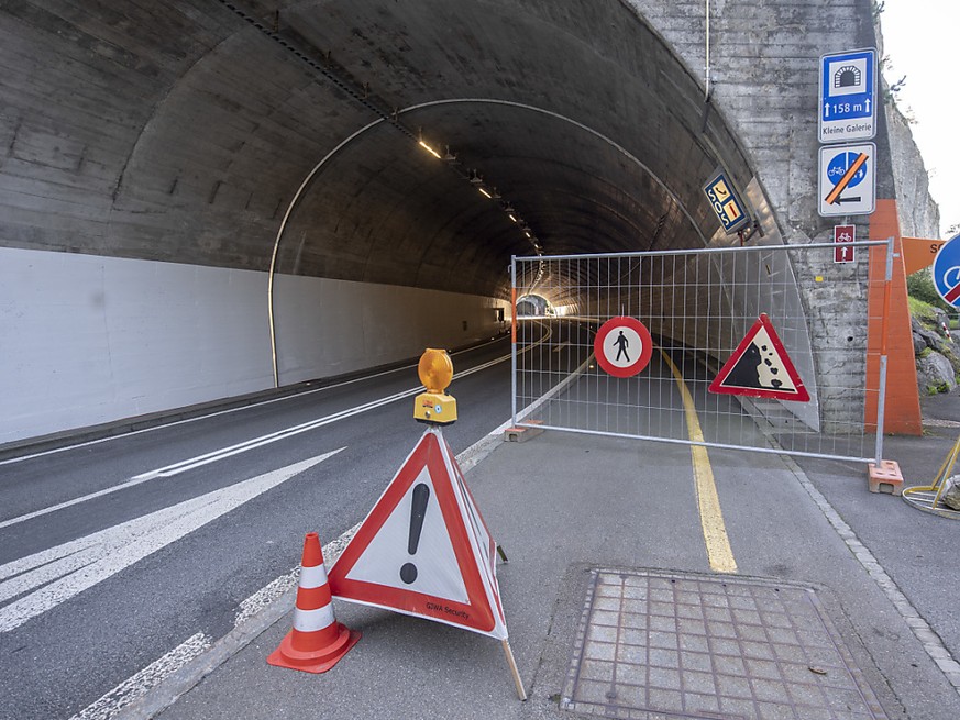 Die Axenstrasse ist nach Steinschlag und Murgang nun auch für den Langsamverkehr wieder geöffnet. (Archivbild)