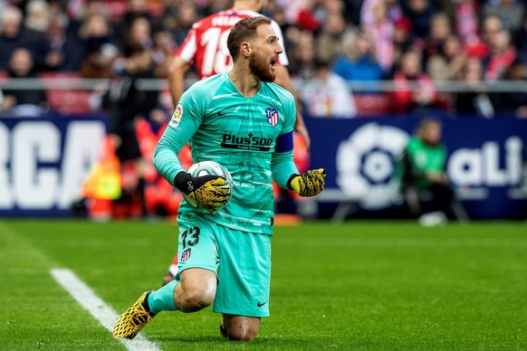 epa08166294 Atletico Madrid&#039;s goalkeeper Jan Oblak reacts during the Spanish LaLiga soccer match between Atletico Madrid and CD Leganes in Madrid, Spain, 26 January 2020. EPA/RODRIGO JIMENEZ