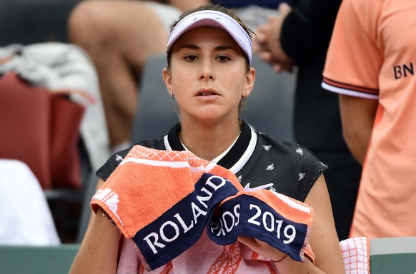 epa07602867 Belinda Bencic of Switzerland plays Jessika Ponchet of France during their womenâs first round match during the French Open tennis tournament at Roland Garros in Paris, France, 26 May 20 ...