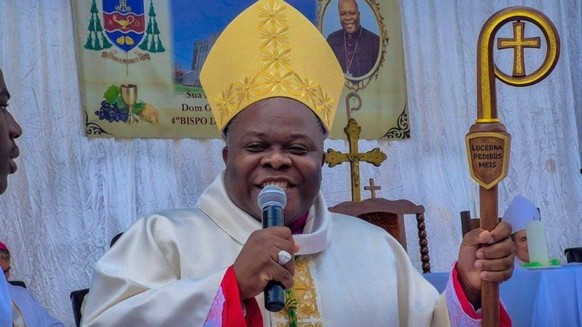 Bishop Osório Citora Afonso.