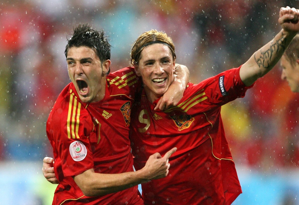 Bildnummer: 03732438 Datum: 10.06.2008 Copyright: imago/Ulmer/Teamfoto
David Villa (li.) und Fernando Torres (beide Spanien) - Torjubel - PUBLICATIONxNOTxINxSUIxAUTxNEDxITA; Aufmacher, premiumd, Vdig, ...