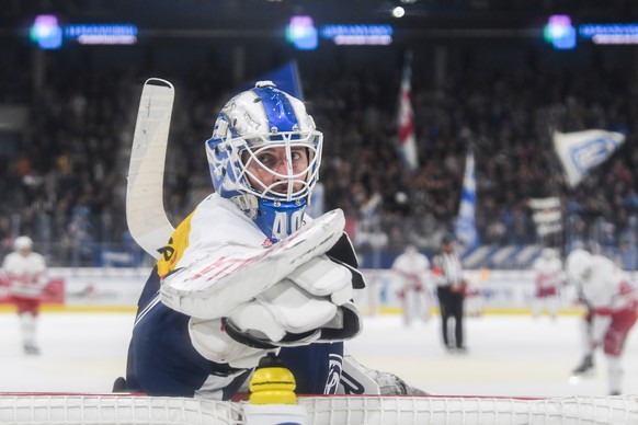 Ambri&#039;s goalkeeper Damiano Ciaccio, during the preliminary round game of National League A (NLA) Swiss Championship 2021/22 between HC Ambri Piotta against HC Lausanne, at the Gottardo Arena in A ...