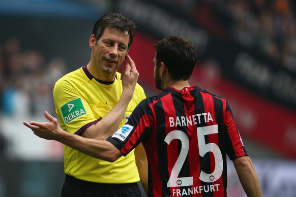 Tranquillo Barnetta ist sich Diskussionen mit Schiri Stark aus der Bundesliga gewohnt.&nbsp;