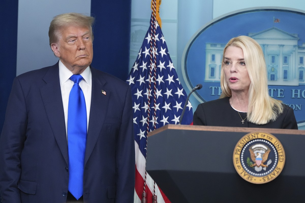Attorney General Pam Bondi speaks to reporters as President Donald Trump listens, Friday, June 27, 2025, in the briefing room of the White House in Washington. (AP Photo/Jacquelyn Martin)
Donald Trump