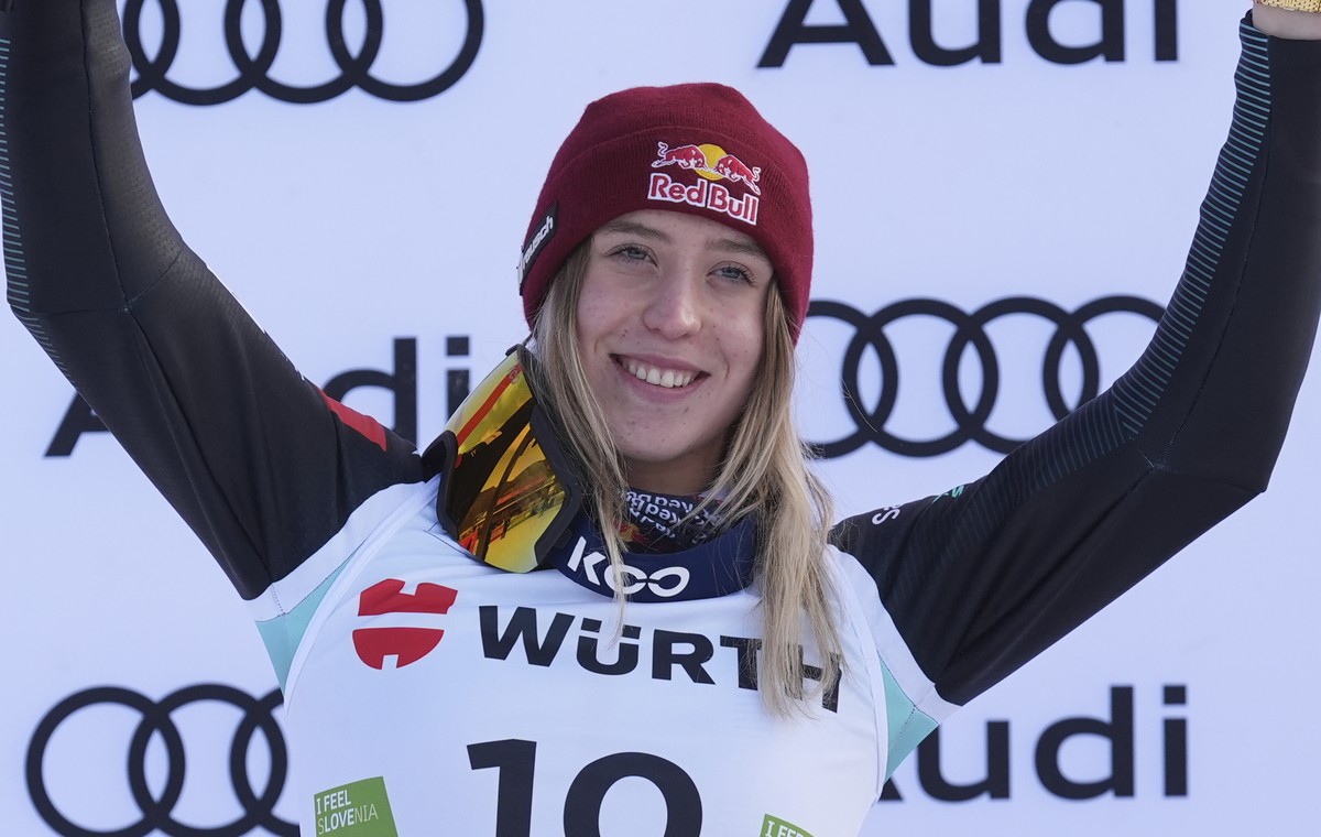 FILE - Second placed Albania's Lara Colturi celebrates after an alpine ski, women's World Cup giant slalom race in Kranjska Gora, Slovenia, Saturday, Jan. 4, 2025. (AP Photo/Giovanni Auletta ...