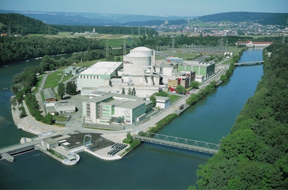 Schweizer AKW Beznau 1 an der Aare.