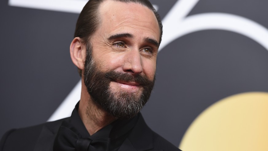 Joseph Fiennes arrives at the 75th annual Golden Globe Awards at the Beverly Hilton Hotel on Sunday, Jan. 7, 2018, in Beverly Hills, Calif. (Photo by Jordan Strauss/Invision/AP)