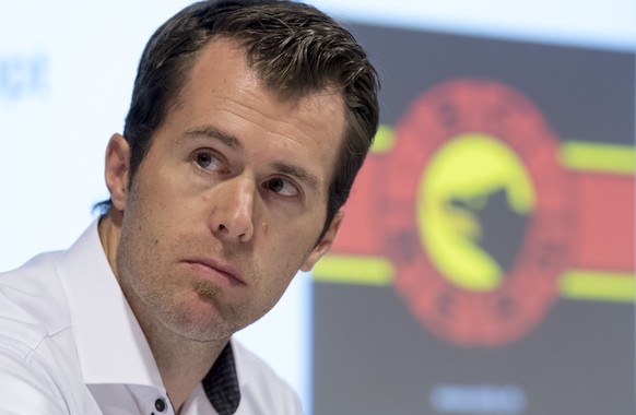 SCB Sportchef Alex Chatelain praesentieret die sportliche Bilanz der SCB-Eishockey AG der vergangenen Meistersaison am Dienstag, 29. August 2017 in Bern. (KEYSTONE/Lukas Lehmann)