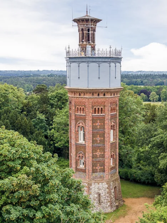 Bilder aus dem Inneren des Wasserturm gibts hier.