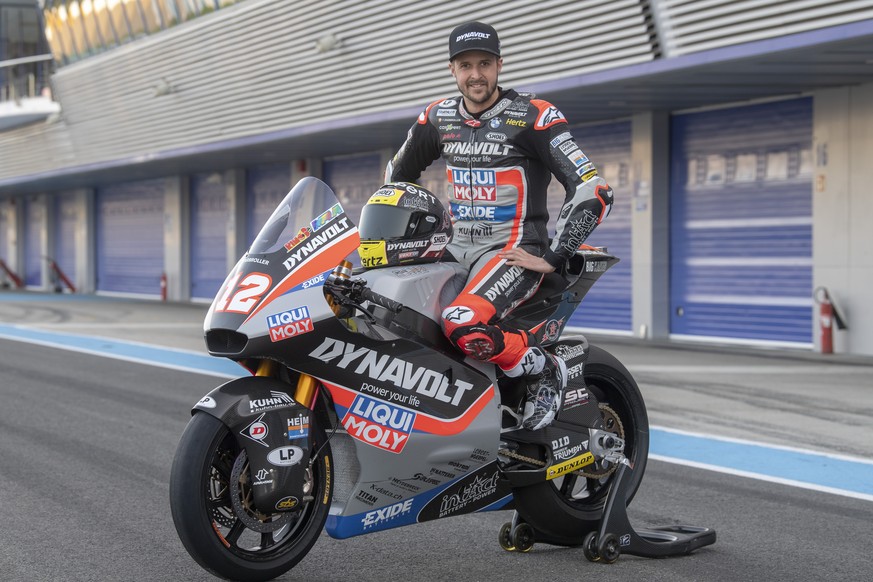 Der Schweizer Moto GP2 Motorradrennfahrer Thomas Luethi, vom Dynavolt Intact GP-Team, anlaesslich der offiziellen Moto GP 2 Testtage, auf der Rennstrecke in Jerez, Spanien, am Donnerstag 21. Februar 2 ...