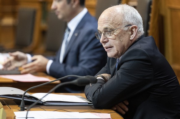 Bundesrat Ueli Maurer sitzt im Staenderat an der Wintersession der Eidgenoessischen Raete, am Montag, 5. Dezember 2022, in Bern. (KEYSTONE/Peter Schneider).