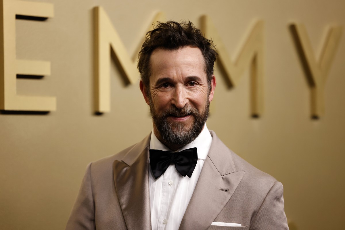 epa13239996 Noah Wyle arrives for the 78th annual Emmy Awards ceremony held at the Peacock Theater in Los Angeles, California, USA, 14 September 2026. The Emmys celebrate excellence in national primet ...