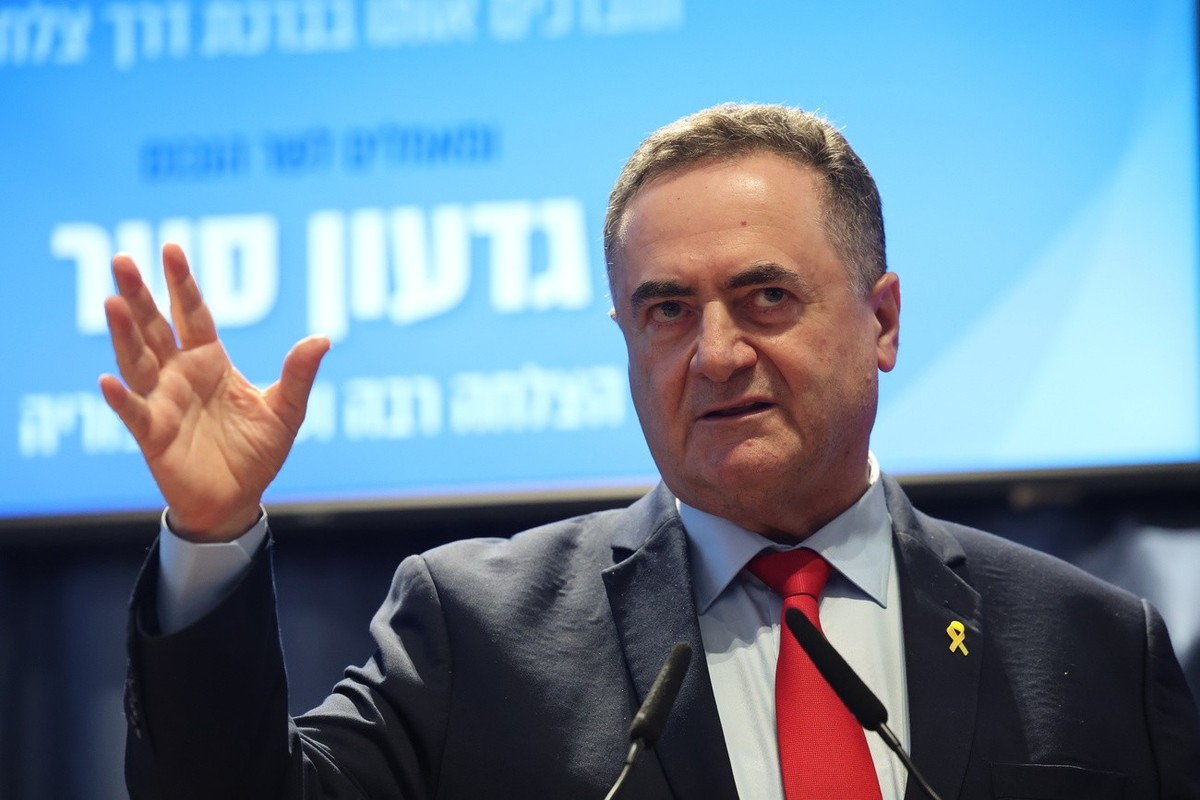 Israeli outgoing Foreign Minister and new Defense Minister Israel Katz speaks during the Ministerial change ceremony at the Ministry of Foreign Affairs in Jerusalem, 10 November 2024. The Israeli prim ...