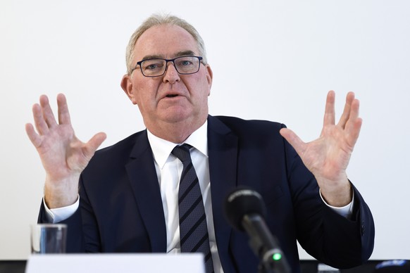 Christoph Maeder, Praesident economiesuisse, spricht waehrend der Jahresmedienkonferenz von economiesuisse, am Donnerstag, 2. Februar 2023, in Bern. (KEYSTONE/Peter Klaunzer)